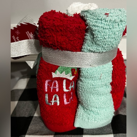 NWT-🎄🎅🏻 Holiday Wash Cloths - Picture 4 of 4